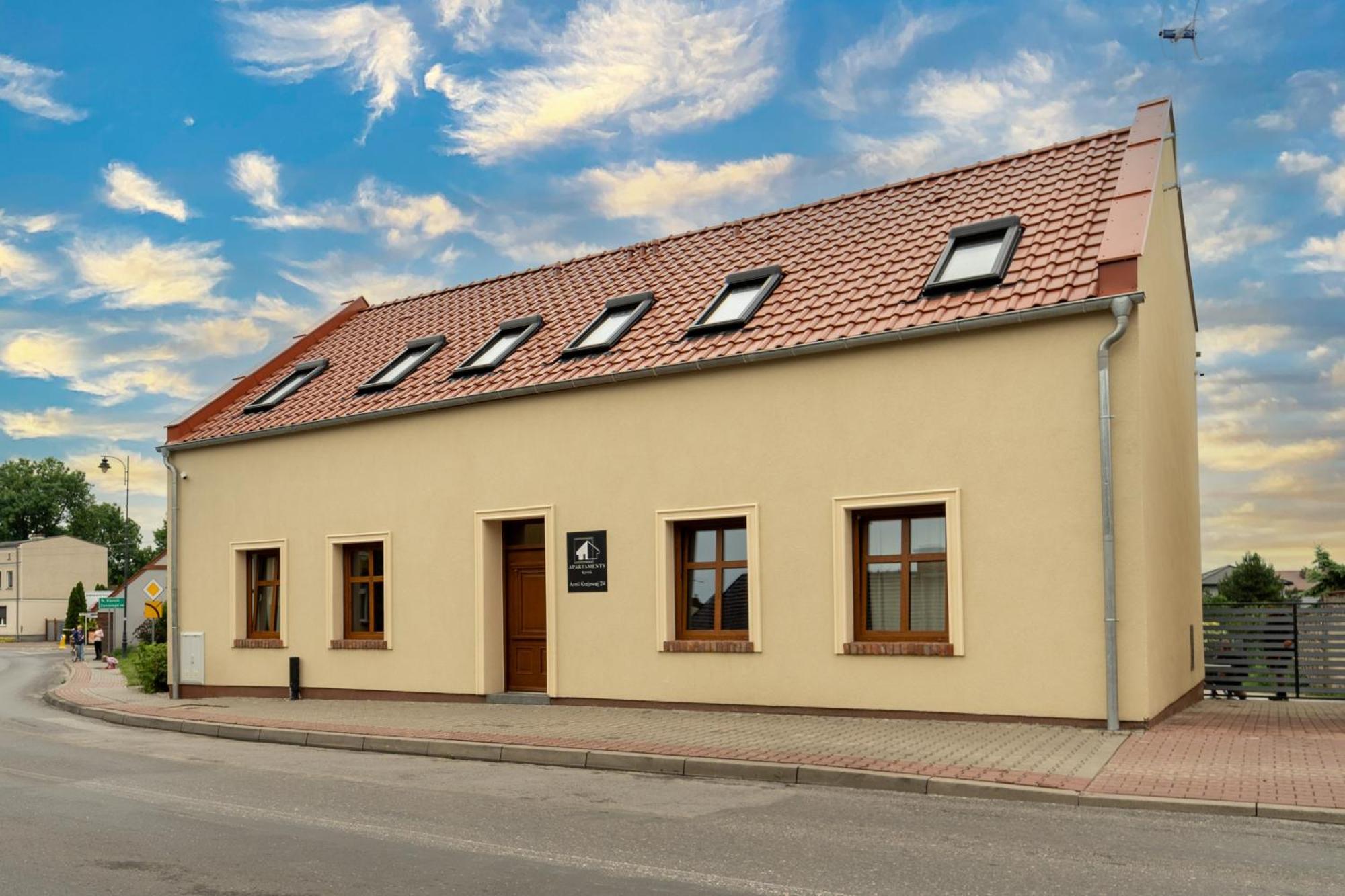 Apartamenty Корник Екстериор снимка